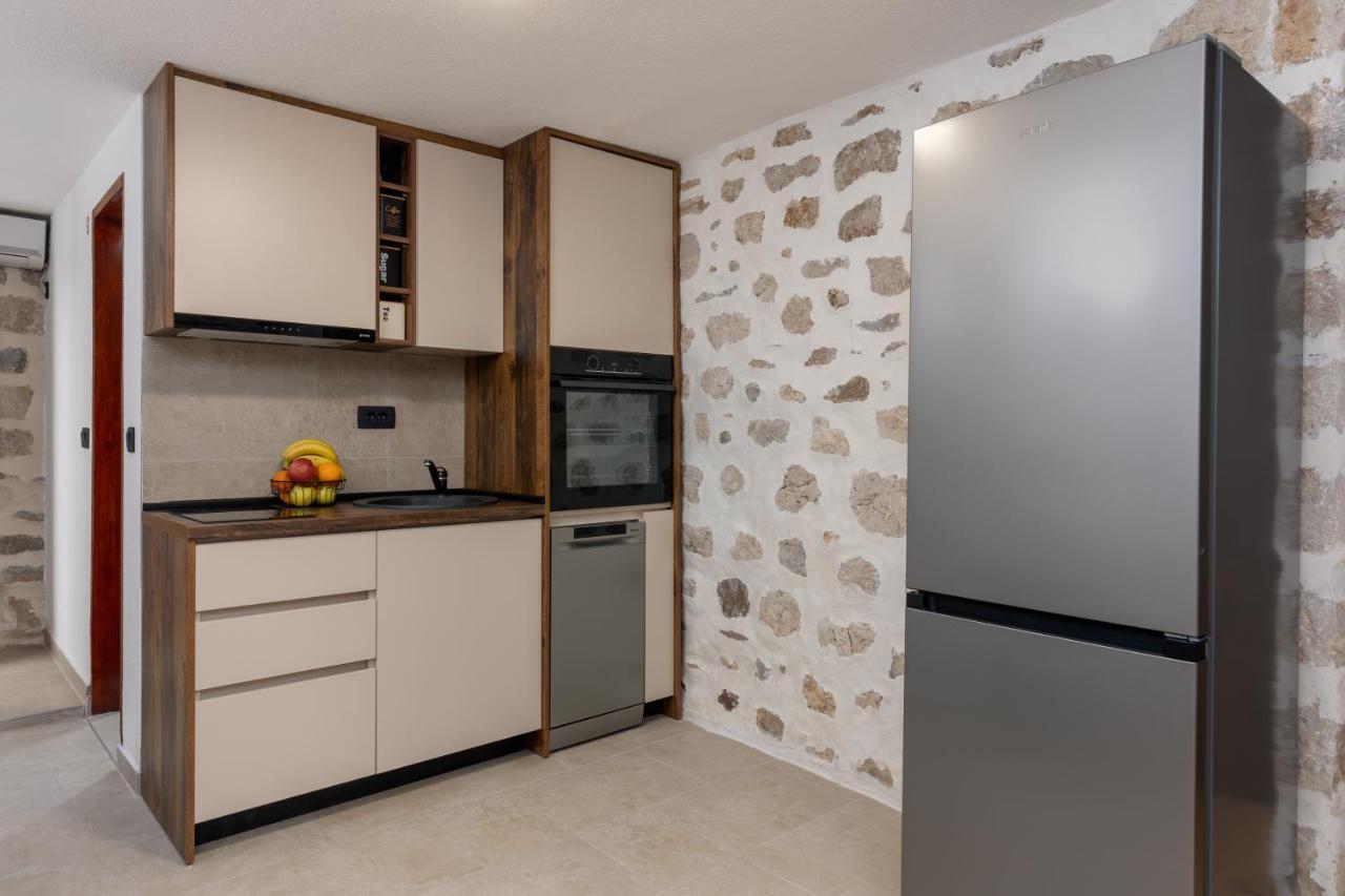 Quince&Sparkle Apartments Old Town Котор Екстериор снимка